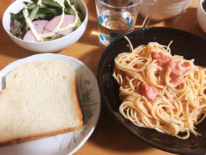 手作りレモン食パンと明太子パスタ