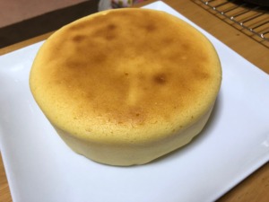 チーズスフレケーキ